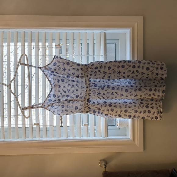 💕Host pick💕 Brooks Brother Red Fleece Marina Shore Textured Shells Dress - Picture 2 of 3